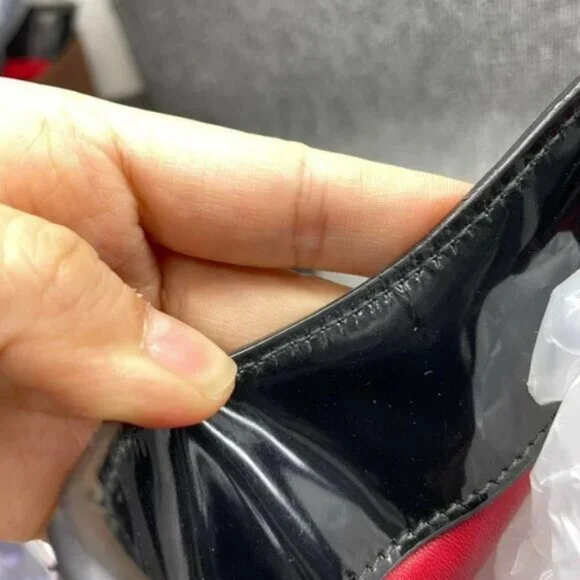 Prada Patent Leather Tote Bag lux410-2025 Totes